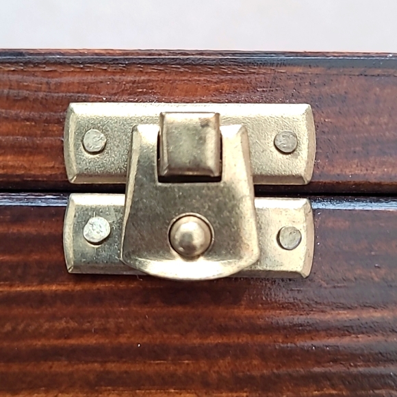 Hand-made Wooden decorative jewelry/craft box - Picture 5 of 9